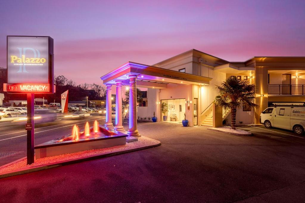 パラッツォ モーター ロッジ ネルソン エクステリア 写真 Entrance to the hotel