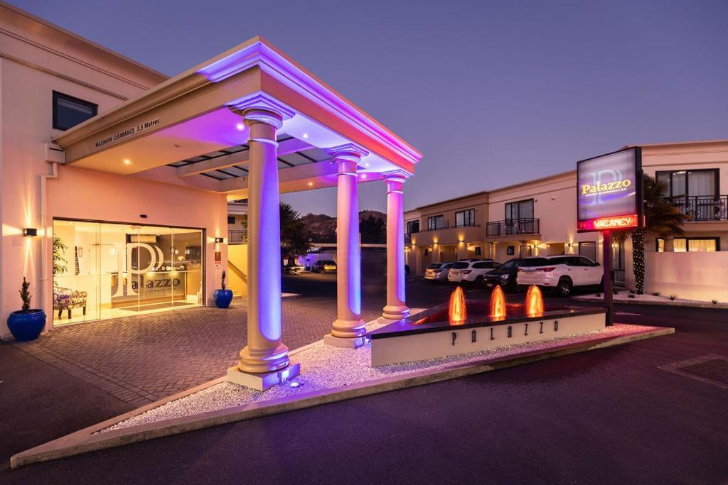 パラッツォ モーター ロッジ ネルソン エクステリア 写真 Entrance of the hotel