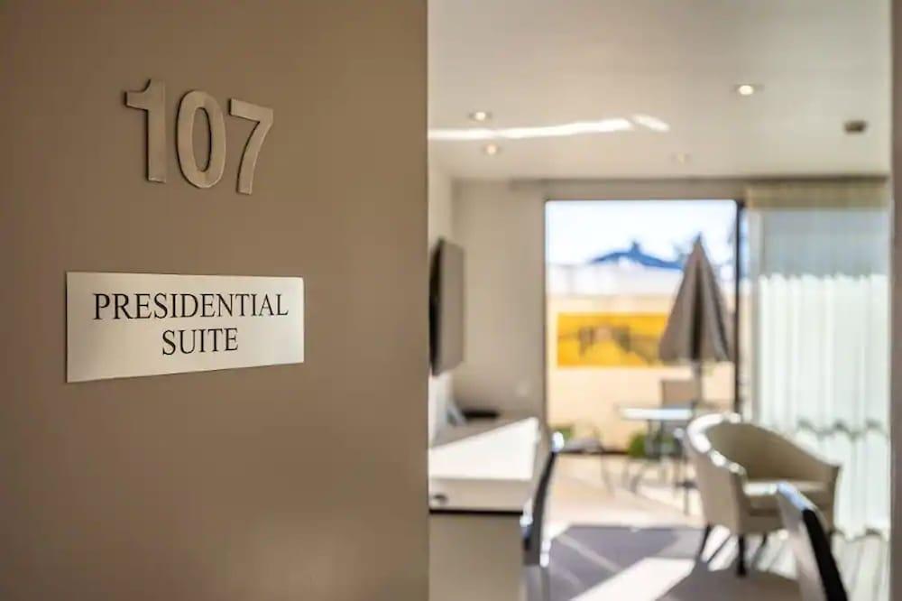 パラッツォ モーター ロッジ ネルソン エクステリア 写真 Presidential Suite