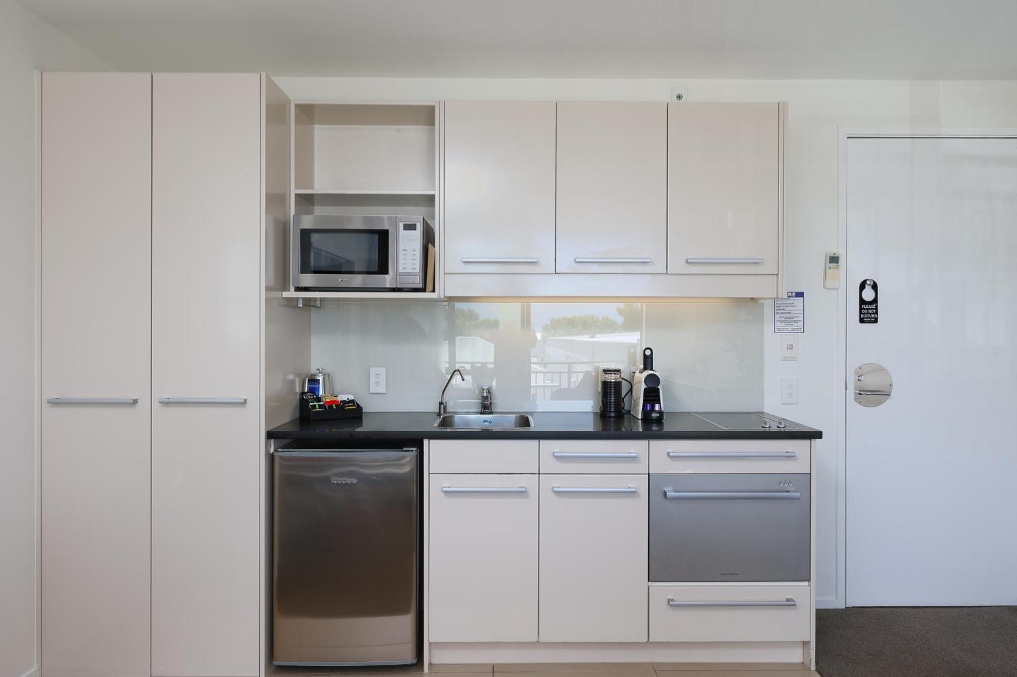 パラッツォ モーター ロッジ ネルソン エクステリア 写真 A kitchen in a hotel