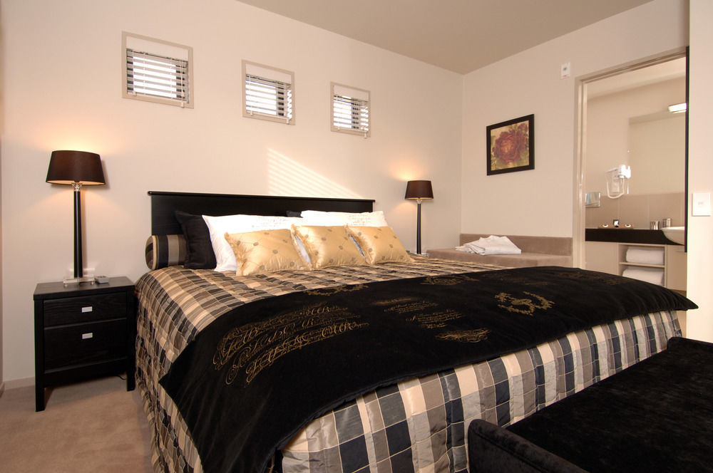 パラッツォ モーター ロッジ ネルソン エクステリア 写真 A bedroom in a motel
